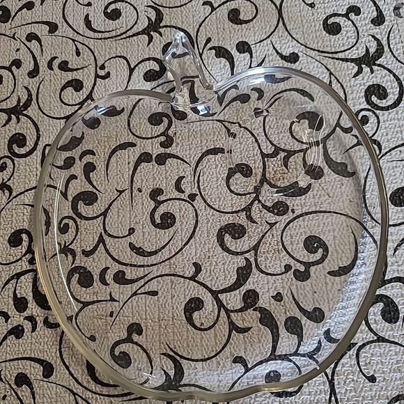 -Glass Pumpkin Snack Plate #3 - Picture 1 of 3